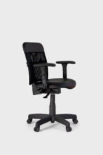 Cadeira Executiva Sun Tela Braço Digitador e Base Backsystem Giratória Preta - Courino Preto